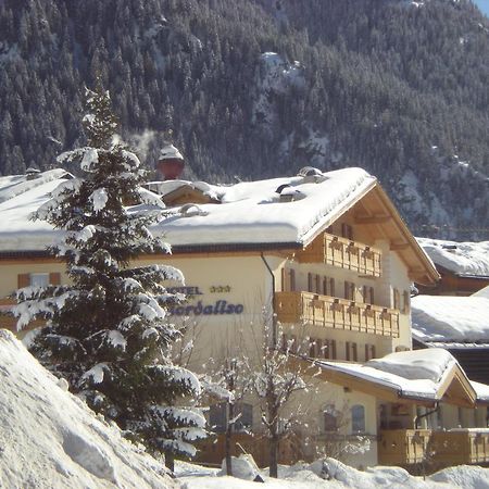 Albergo Fiordaliso Canazei Εξωτερικό φωτογραφία