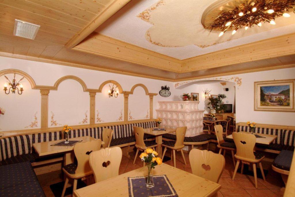 Albergo Fiordaliso Canazei Εξωτερικό φωτογραφία