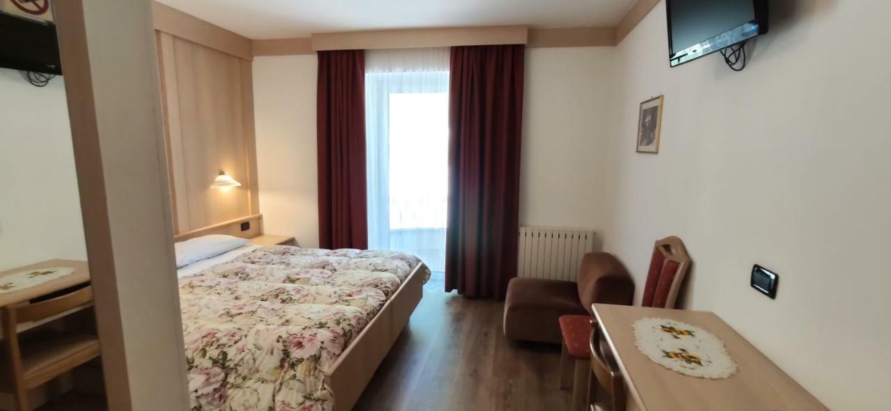 Albergo Fiordaliso Canazei Εξωτερικό φωτογραφία